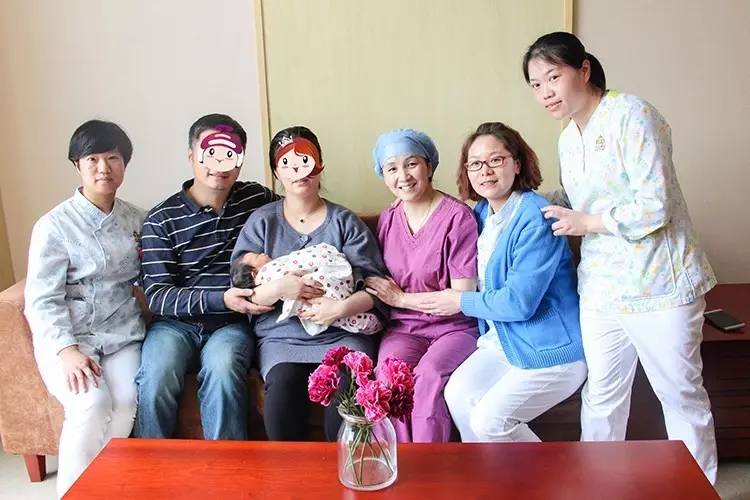 产妇亲述：水中减痛分娩，让我轻松成为妈妈“上神”